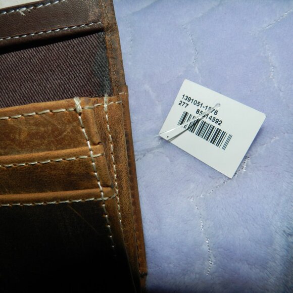 NEW AMERICAN BISON TOOLED GENUINE LEATHER  BROWN WALLET WOMENS🆕🏃🏻💨🚚 - Picture 12 of 14